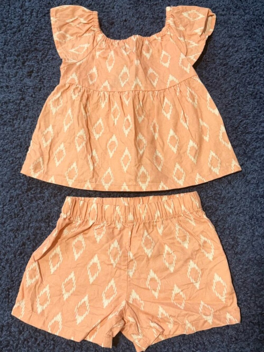 Carter’s Girls 2-Piece Top & Shorts Set – 3T – Peach – New Without Tags